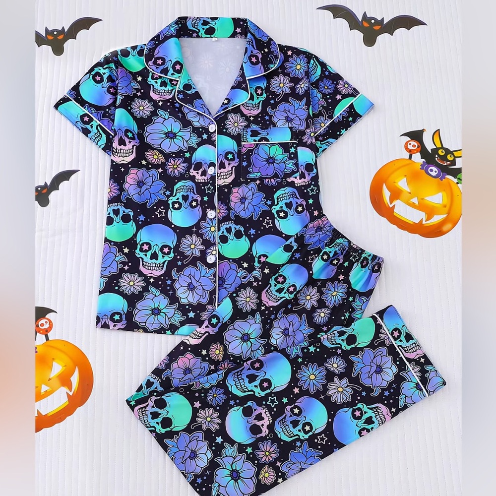 NWT Plus 2X Skull and Flower Print Pajamas